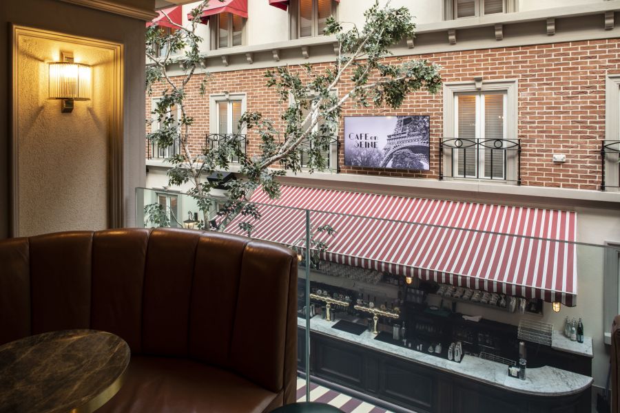 A photo of Café en Seine Garden Balcony