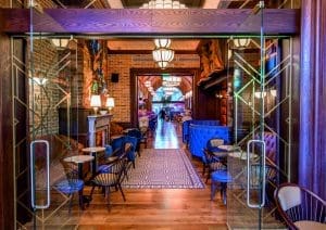Entrance to Cafe En Seine